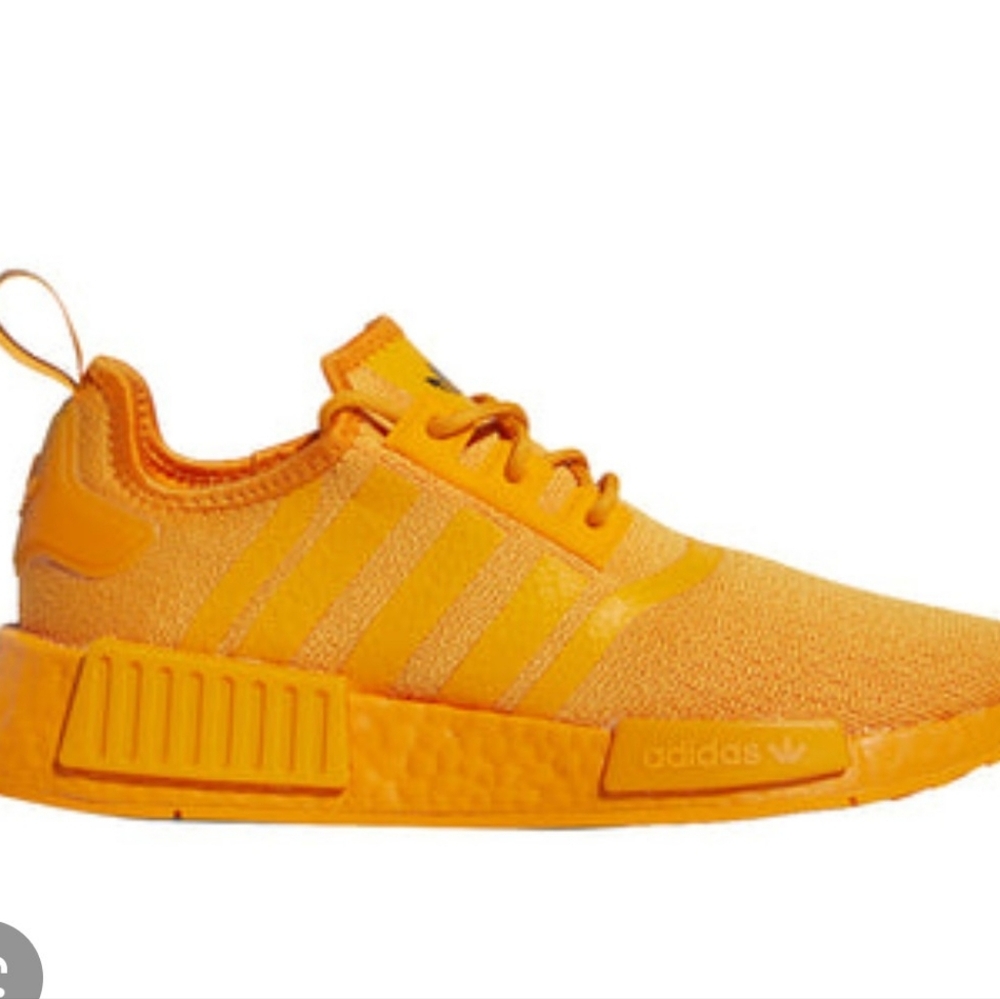 adidas NMD_R1 W Women’s Size 8 Orange Boost Sneaker in Retail Box